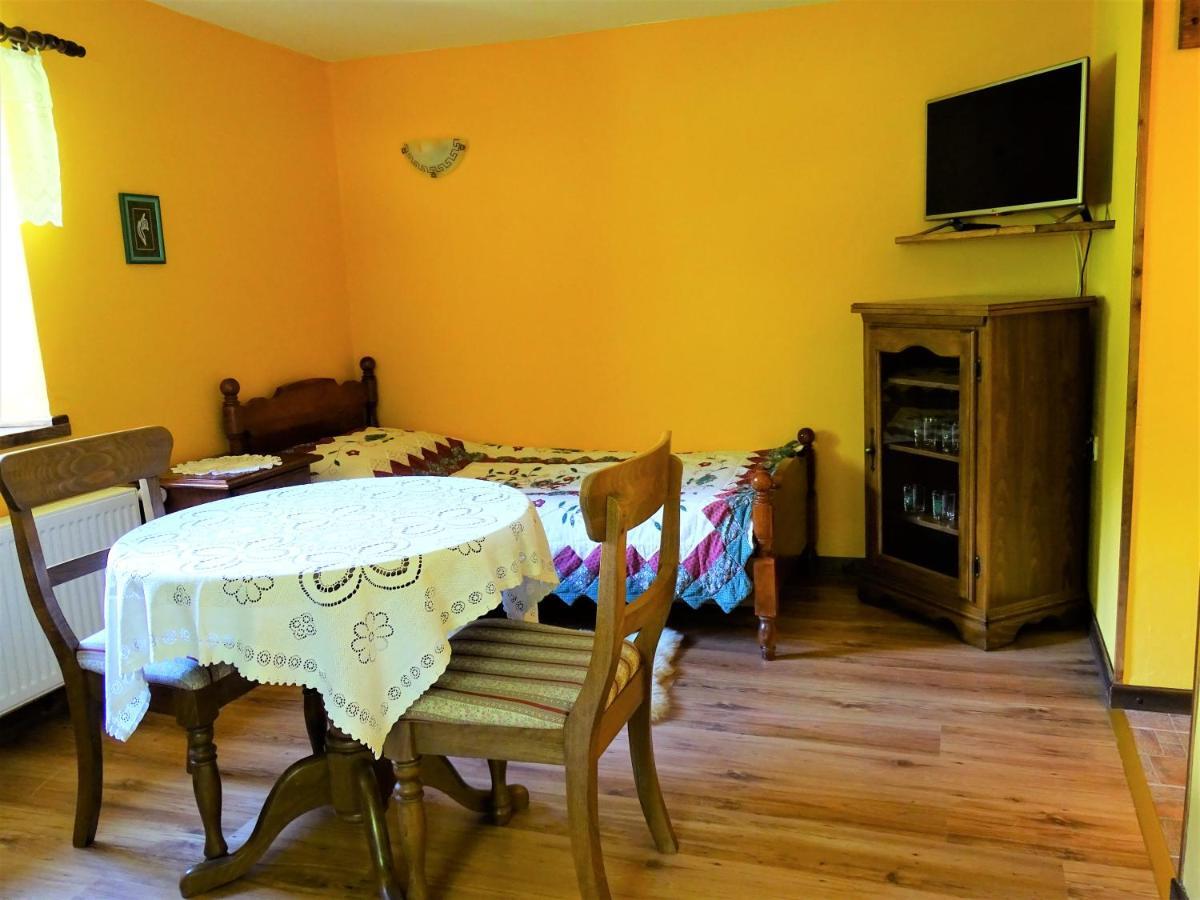 Apartmaji Pr-Gujlu Sela Nad Podmelcem 5220 Tolmin Podmelec Ngoại thất bức ảnh